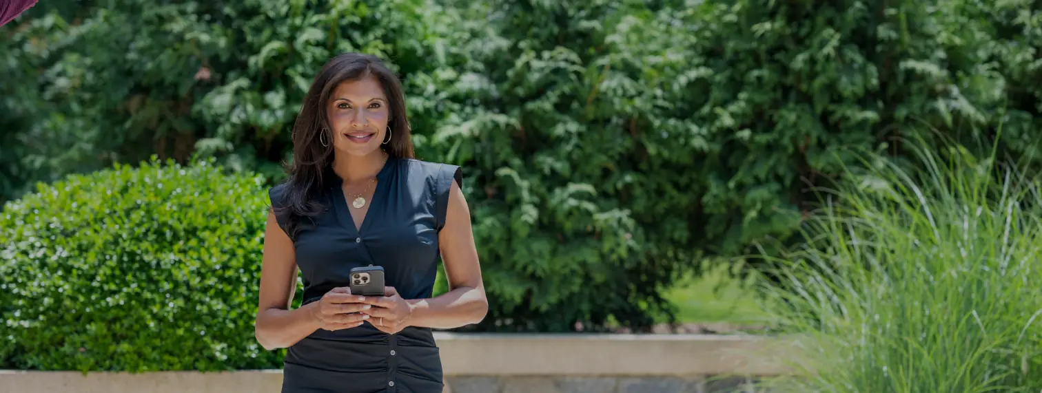 About Yashmin Lloyds and her Team